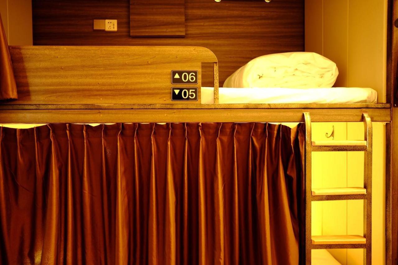 The Hump Hostel 驼峰客栈 Kunming Exterior foto