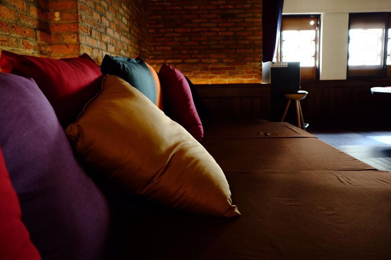 The Hump Hostel 驼峰客栈 Kunming Exterior foto